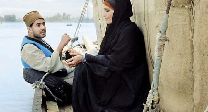 داليدا ومحسن محيي الدين في مشهد من فيلم اليوم السادس