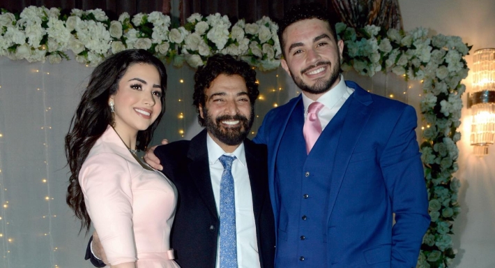 حميد الشاعري مع العروسين