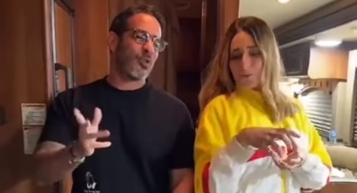 أمينة خليل في فيديو تيك توك