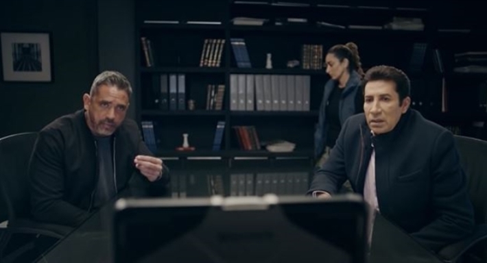 هاني رمزي وأمير كرارة في مشهد من العائدون