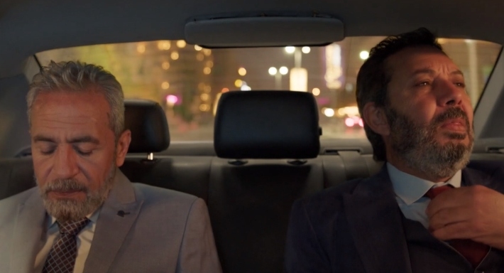 كمال أبو رية وصبري فواز في لقطة من مسلسل راجعين يا هوى