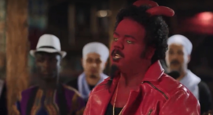 مصطفى غريب في شخصية اللباد