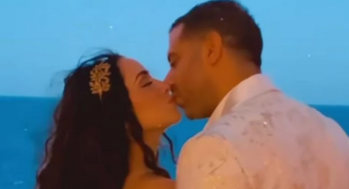 محمد فراج وبسنت شوقي