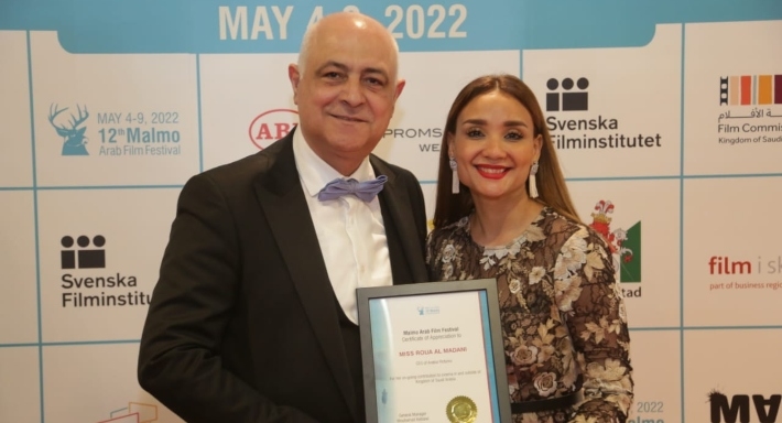 رؤى المدني ومحمد قبلاوي مدير المهرجان