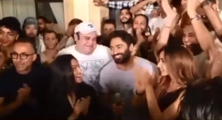 تامر حسني وهنا الزاهد وهدى المفتي ونجوم فيلم بحبك