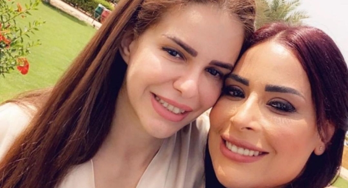 دنيا عبد العزيز من استعدادات حفل زفافها