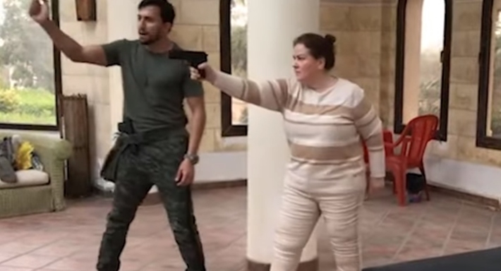 دلال عبد العزيز