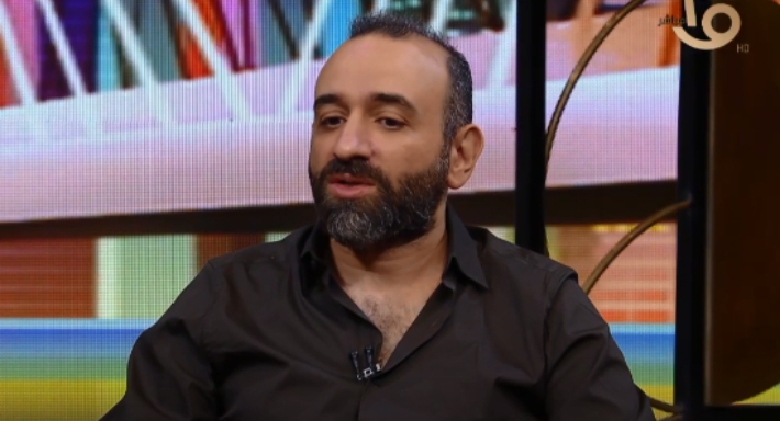 عمرو سلامة يبدي اعتراضه على منع عرض المسلسلات