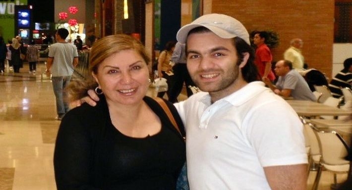 شريف رمزي ووالدته