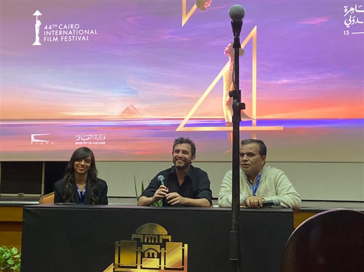 بطلة لدي أحلام كهربائية يتحدث في مناقشة الفيلم بمهرجان القاهرة السينمائي