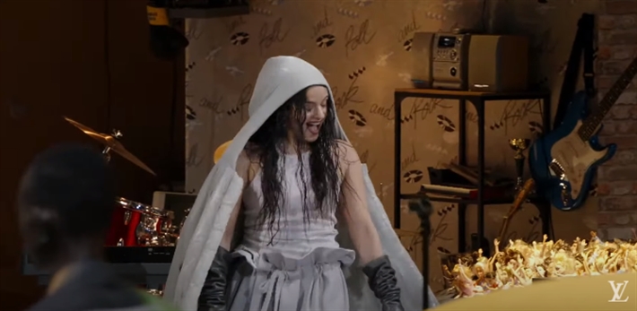 روزاليا ترقص على بسبوس عاشث بسة