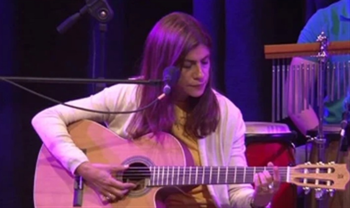 رلنيا شعلان