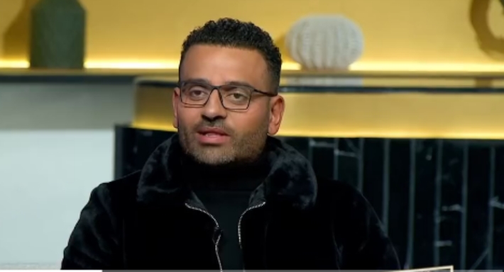عمر السعيد يكشف سبب عدم ارتباطه: كل ما أصحاب واحدة تقرفني (فيديو)