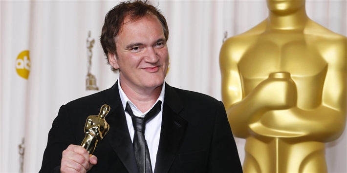 كوينتين تارانتينو يحضر لفيلمه الأخير