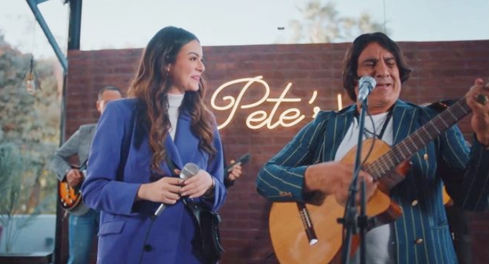 محمد لطفي يغني بالانجليزية 