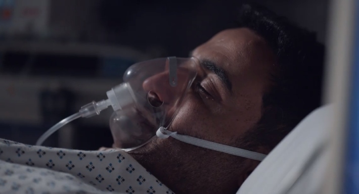 أحمد فهمي في مشهد من سره الباتع