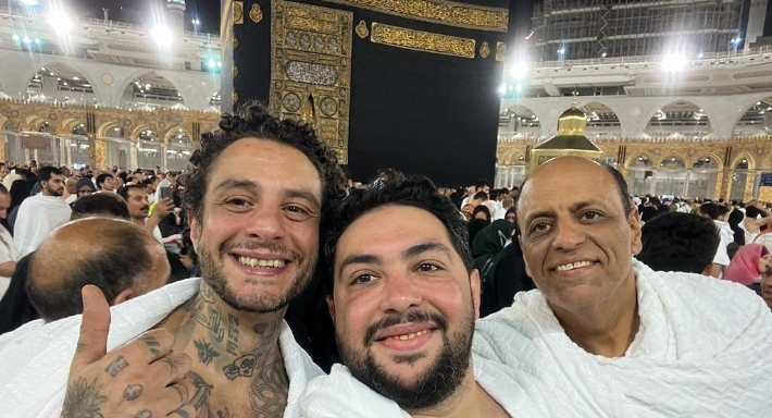 أحمد الفيشاوي في العمرة
