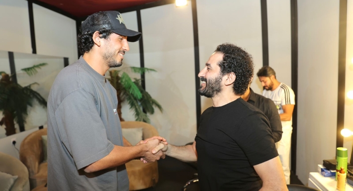 أحمد حلمي والكابتن أحمد حجازي قائد فريق نادي الإتحاد السعودي 