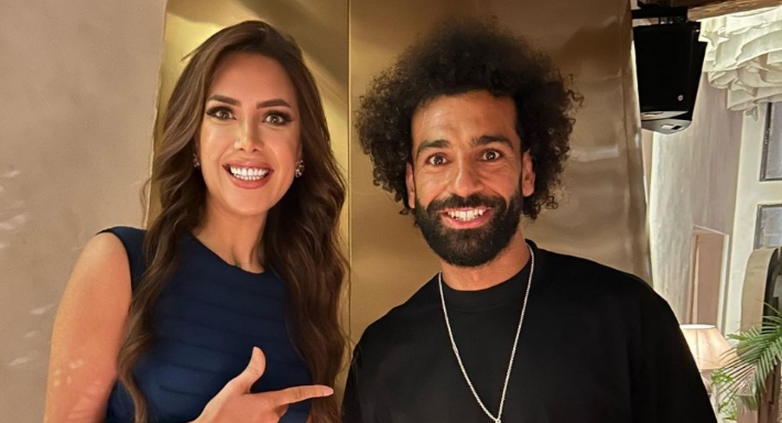 هبة عبد العزيز مع محمد صلاح