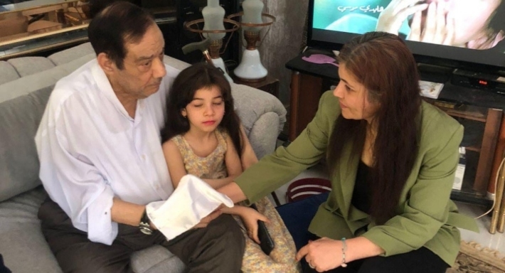 حلمي بكر وسماح القرشي وابنتهما ريهام