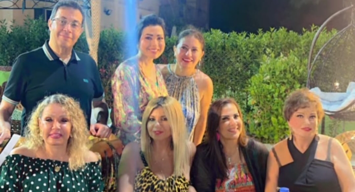 سهير جودة مع بوسي شلبي ولبلبة ولوس وأصدقاء