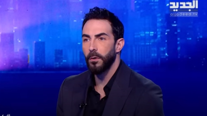 كارلوس عازار