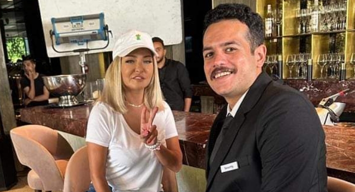 محمد أشرف حربي وعلا غانم