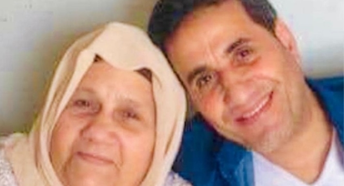 أحمد شيبة ووالدته