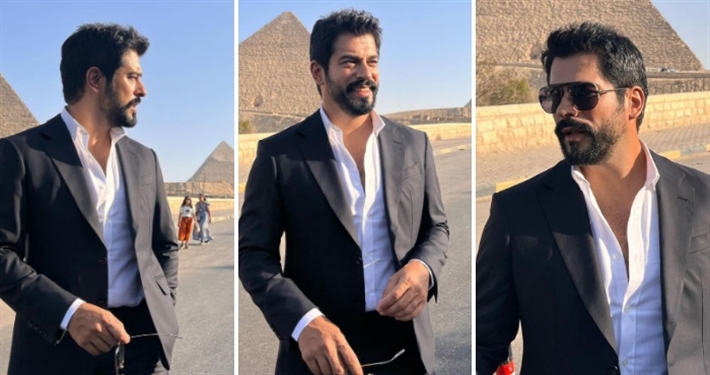 بوراك أوزجيفيت أمام الأهرامات