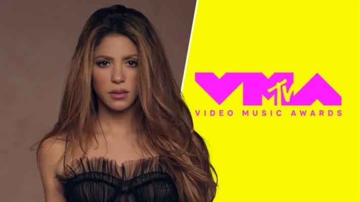 تكريم شاكيرا في حفل MTV