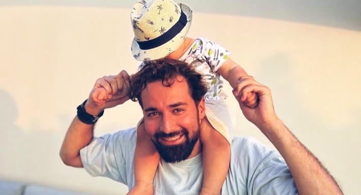 أحمد حاتم وابنه عزيز