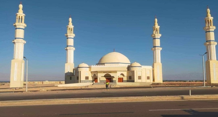 مسجد الصديق بنويبع