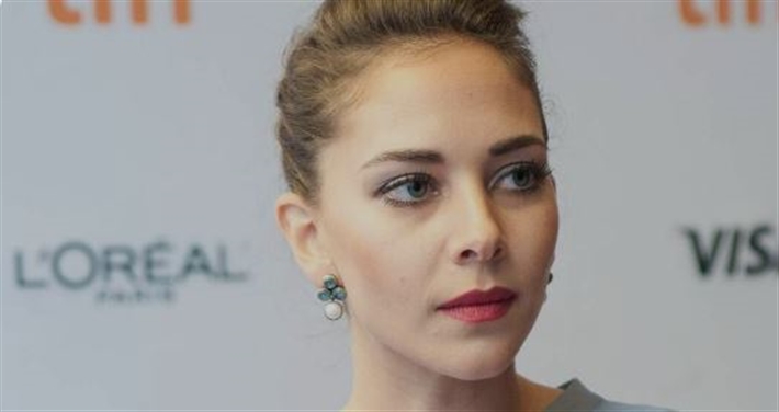 فاطمة البناوي