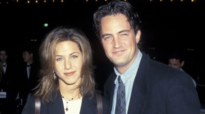 جينيفر أنستون وماثيو بيري