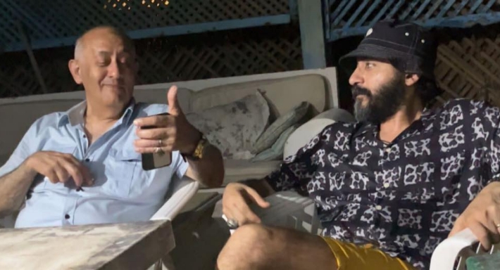 أحمد حلمي وشقيقه الراحل