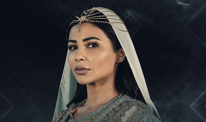 مهيرة عبد العزيز