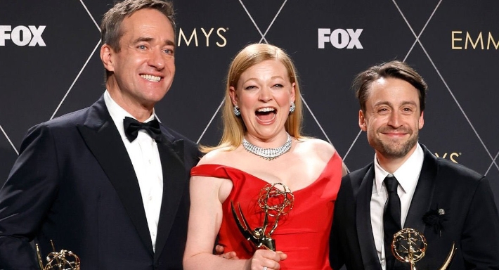 فريق عمل Succession