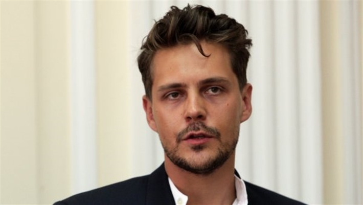 ممثل أغضب أوكرانيا بسبب دعمه لروسيا