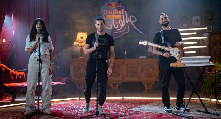 عزيز مرقة وملك الحسيني والملحن ماهر الملاخ في ريد بل مزيكا صالونات