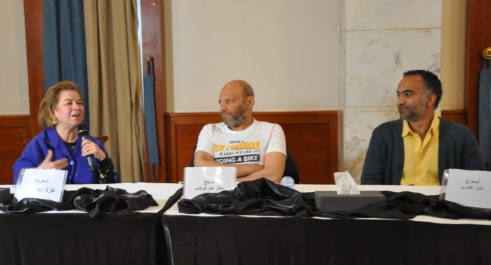 عزة الحسيني مدير ومؤسس المهرجان، والمخرج تامر عشري، والمنتج معتز عبد الوهاب في ندوة صناعة الأفلام التسجيلية