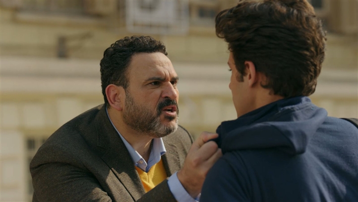 أكرم حسني وعمر رزيق في بابا جه