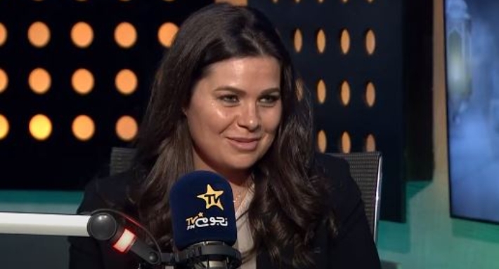 يسرا اللوزي