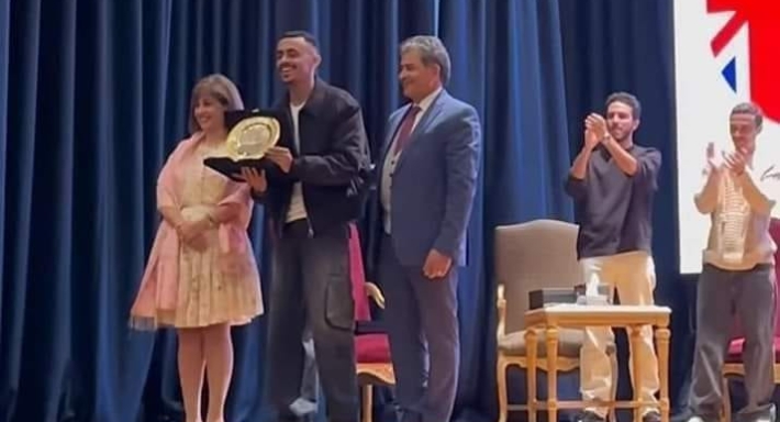 تكريم كزبرة في الجامعة البريطانية