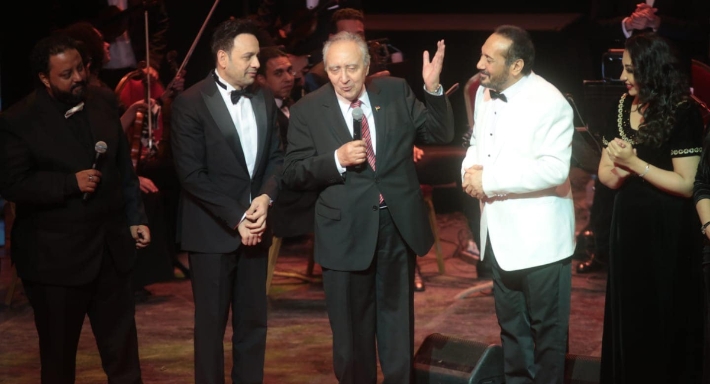 علي الحجار ومصطفى قمر  ونجل محمد فوزي في حفل 100 سنة غنا