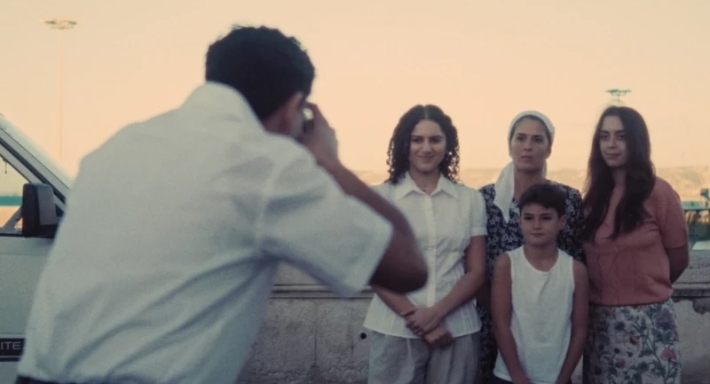 فيلم وراء الشمس