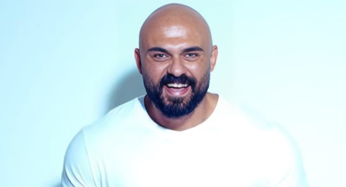 أحمد صلاح حسني