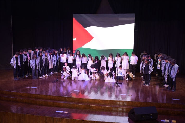 علم فلسطين يرفرف في احتفالية يوم الفرانكفونية