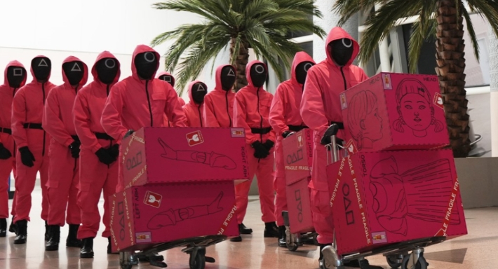 حراس مسلسل لعبة الحبار