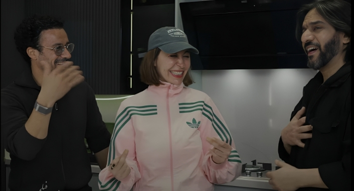 بهاء سلطان ومنة شلبي وأحمد داود أثناء تسجيل في أغنية (حب حياتي) من فيلم (الهوى سلطان)