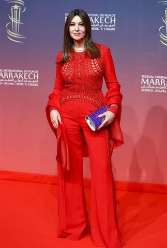 حقيقة الصورة المنتشرة لوالدة مونيكا بيلوتشي